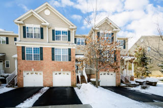 40 Kennedy Ct, Princeton NJ  08540-4637 exterior