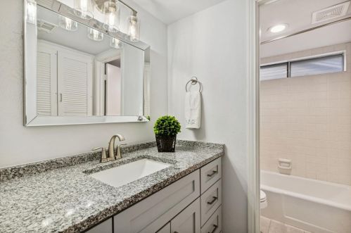 1133 Melrose Dr, Richardson TX  75080-3936 exterior