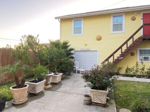 1513 23rd St, Galveston TX 77550-5396 exterior