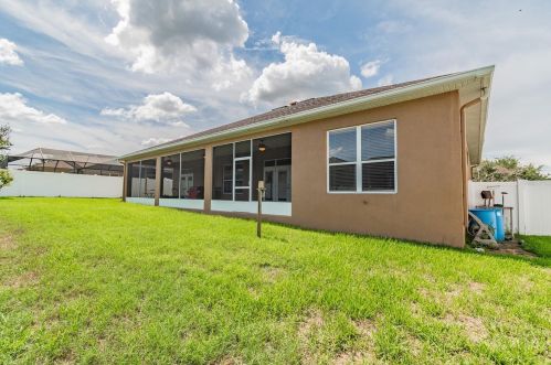 6462 Hickory View Dr, Lakeland FL  33813-0805 exterior