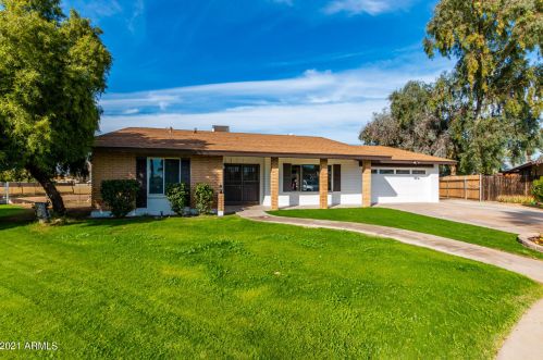 9048 41st Dr, Phoenix, AZ 85051-3212