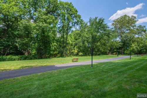 300 Main St, Little Falls NJ  07424-1357 exterior