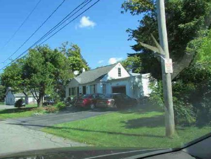 403 Gilmore Pl, Utica, NY