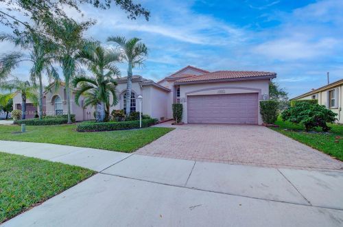 13252 15th St, Hollywood, FL 33028-2724