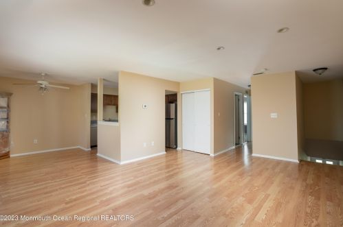 26 Wyndham Pl, Trenton NJ  08691-3121 exterior