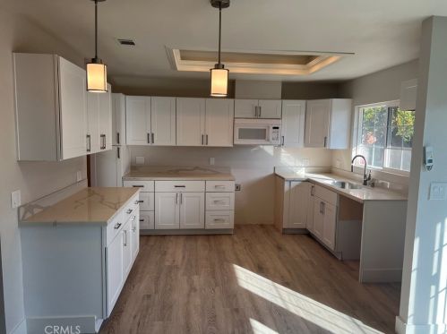 911 Cottonwood St, Woodland, CA 95695-4314