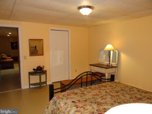 27 Eaton St, Schuylkill Haven PA  17972-1022 exterior