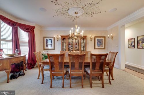 710 Daventry Way, Prospectville PA 19002-2305 exterior