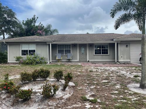 750 Portage Ave, Fort Pierce, FL 34984-5236