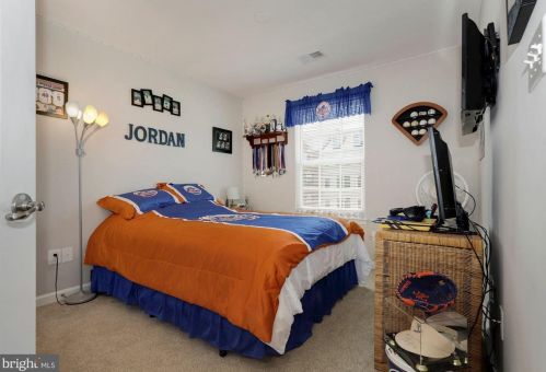 13567 Handel Pl, Gainesville VA  20155-3636 exterior