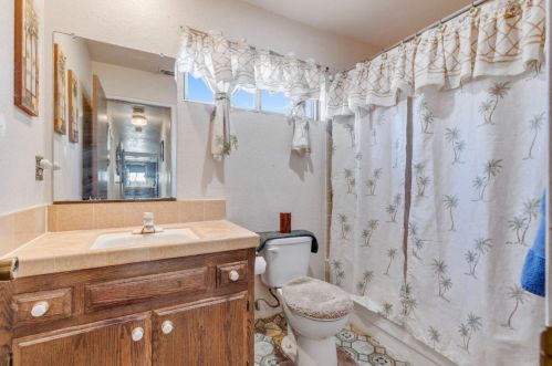 14822 Pueblo Dr, Manteca CA  95336-2550 exterior