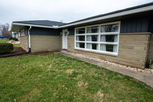 1151 Sunset Dr, Latrobe, PA 15650-2737