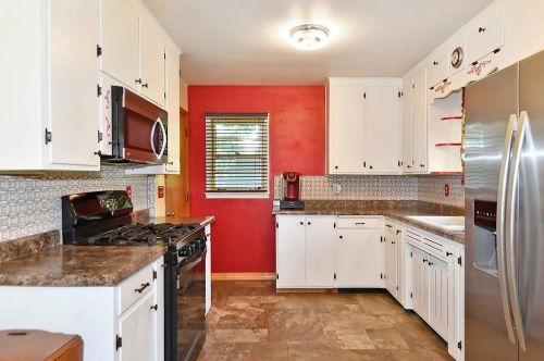 2315 4th St, Faribault MN  55021-5653 exterior