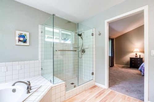 1325 Desmond Ln, Newcastle CA  95658-9683 exterior
