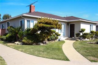 1027 185th St, Gardena, CA 90248-4019