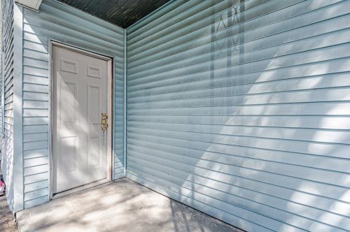 1812 Willow St, Mckeesport, PA 15132-4569