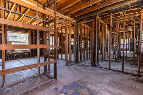 633 Greenway Ave, Turlock CA  95380-6424 exterior