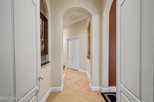 3618 Indian Riv Dr, Cocoa FL 32926-8705 exterior