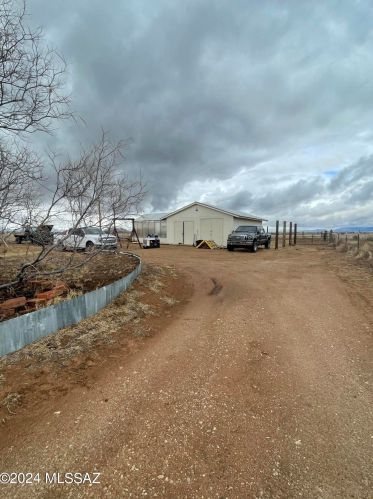 6218 Chiricahua Dr, Sunizona AZ  85625-6051 exterior