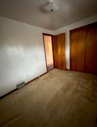 2332 Clinton St, Whitaker PA  15120-2661 exterior