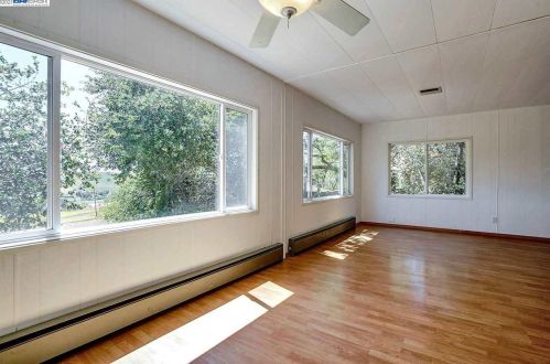 6901 Johnston Rd, Pleasanton CA  94588-9460 exterior