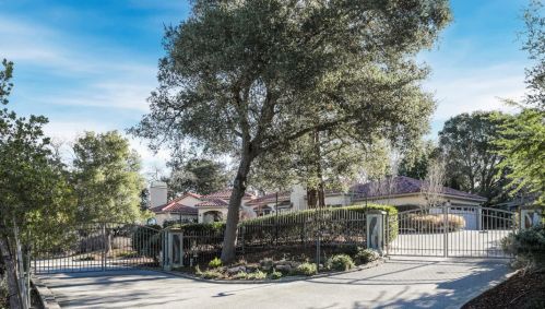 140 Dean Rd, Redwood City, CA 94062-2418