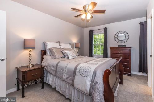 464 Sterling Ct, Southampton PA  18966-2776 exterior