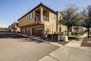4749 Thunderheart Trl, Gilbert, AZ 85297-2454