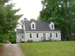 7131 Foxlair Dr, Mechanicsville VA  23111-5654 exterior