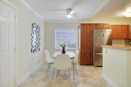 255 Burgundy F, Delray Beach FL  33484-4951 exterior