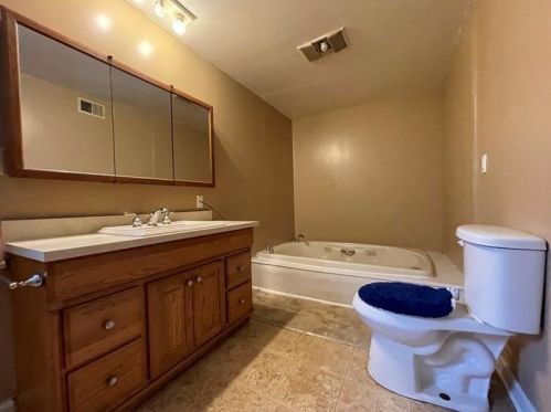 288 Cedar Ave, Hermitage PA  16146-2610 exterior