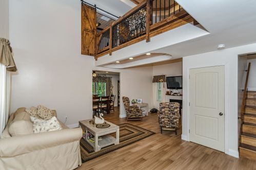 22 Lower Camp Rd, Northwood NH  03261-4340 exterior