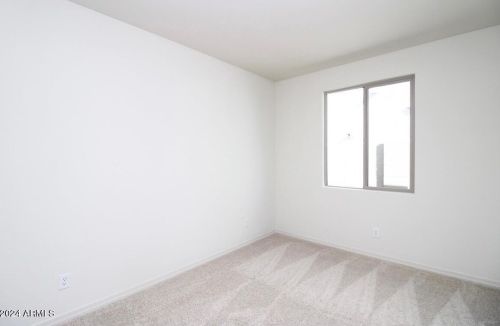 9025 Luke Ave, Glendale AZ  85305-2905 exterior