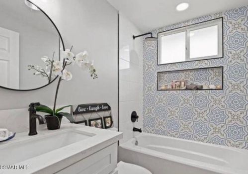 1663 Sutter Ave, Simi Valley CA  93065-4540 exterior