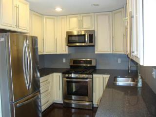 5241 Olgate Ln, Columbus, OH 43220-2577