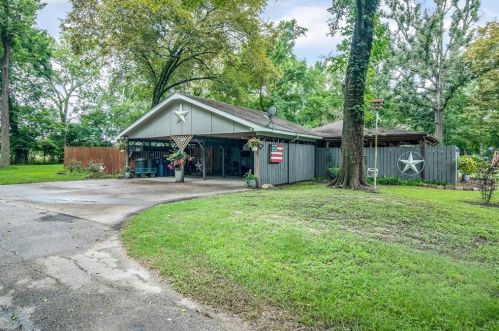 395 County Road 6768, Mont Belvieu TX  77535 exterior