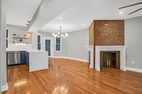 924 Highview St, Pittsburgh, PA 15206-1413