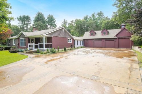 537 Cook Hill Rd, Killingly, CT 06239-1504