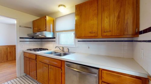 70 Pat Cir, North Kingstown RI  02852-2041 exterior