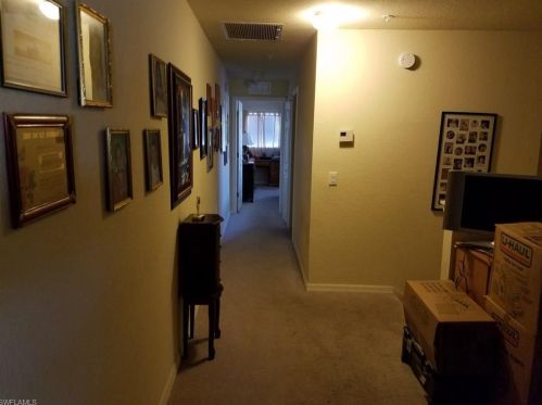 9085 Gervais Cir, Naples FL  34120-4788 exterior
