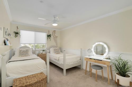 7949 Winter View Ct, El Cajon CA  92021-1372 exterior