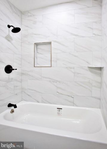 922 Grn St, Norristown PA 19401-3914 exterior