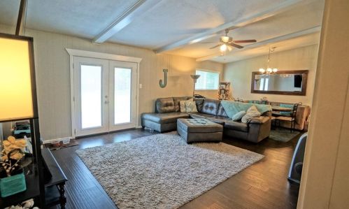 7304 Riviera Dr, Fort Worth, TX 76180-8214