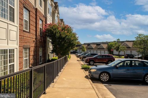621 Cobblestone Blvd, Fredericksburg VA  22401-6146 exterior