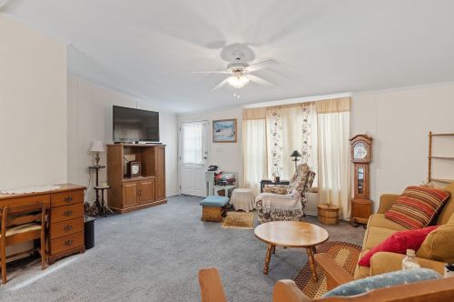 251 Fire Pond Rd, Hopkinton NH  03229-2923 exterior