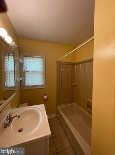 344 Bergen Ave, Gloucester NJ  08031-1634 exterior