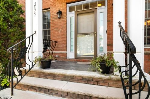 235 Woodland Ave, East Orange NJ  07017-2027 exterior