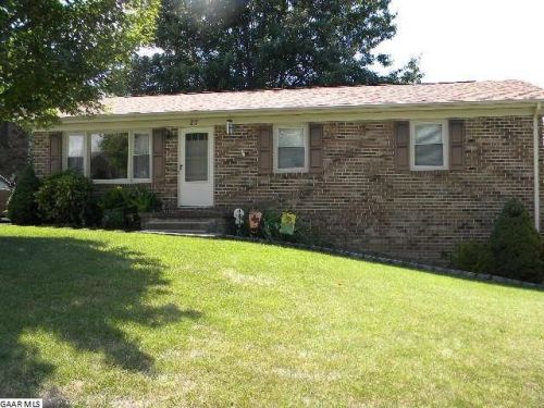 27 Bingham St, Verona, VA 24482-2619