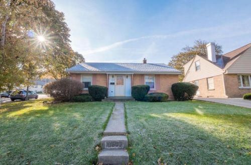 10603 Hibbard Ave, Milwaukee, WI 53226-4234