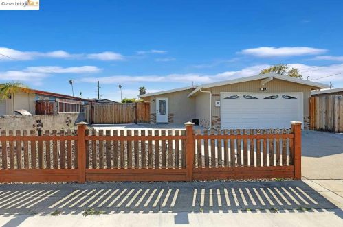 27697 Orlando Ave, Hayward, CA 94545-4752